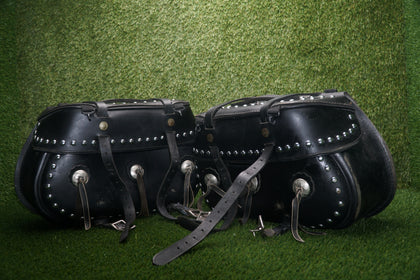 Harley Softail Sportster Dyna Leather Quick Release Saddlebags Used photo 1