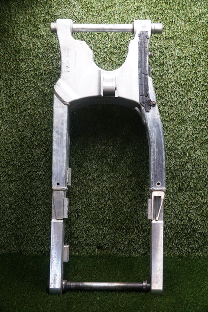 2000–01 Honda CBR929RR Rear Swingarm w/ 4.5–9” Extensions Raw Finish photo 8
