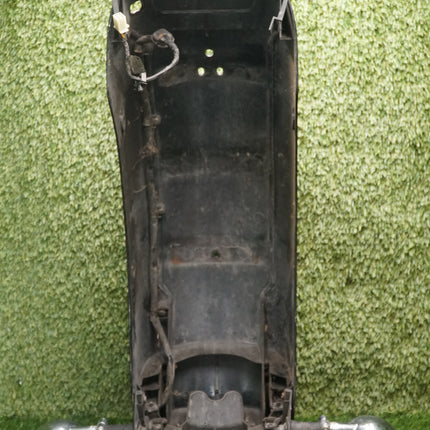 2002 Yamaha V-Star 650 XVS650A Classic Rear Fender Mud Guard OEM w/ Scratches