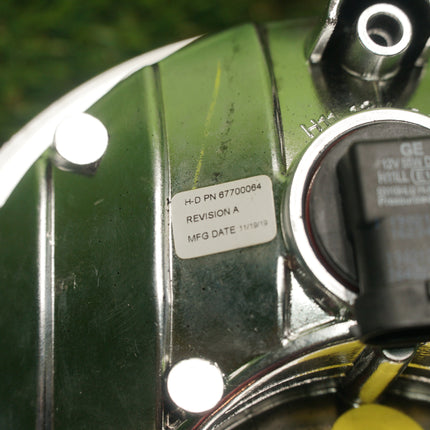 Harley Davidson Touring OEM 7” Headlamp 67700065 w/ Bulb Included