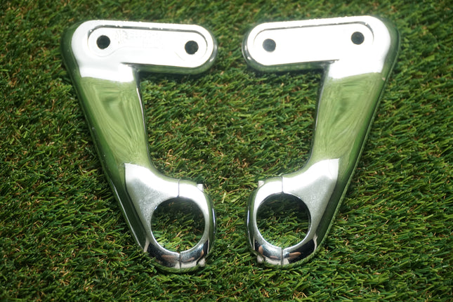 Harley Road Glide Fairing Support Brackets 58460-10 58454-10 OEM 10–13