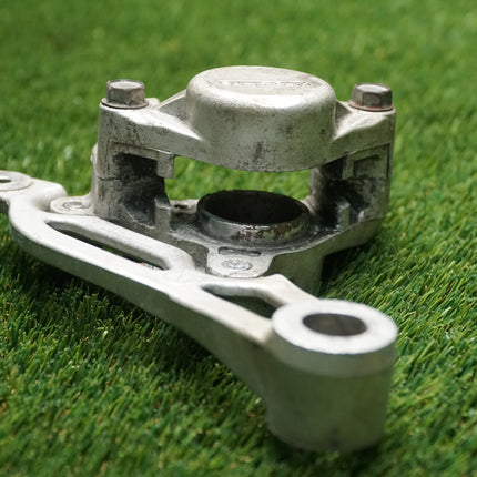 1992 Yamaha VMAX 1299 2WE Rear Brake Caliper A4004 – Missing One Piston