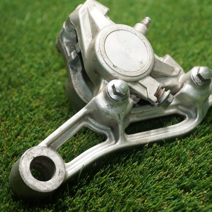 1992 Yamaha VMAX 1299 2WE Rear Brake Caliper A4004 – Missing One Piston