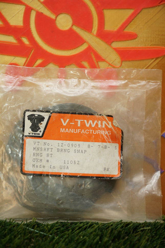 Harley Big Twin Mainshaft Bearing External Snap Ring 12-0909 NOS Pack