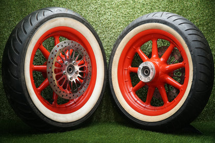 2000-05 Harley Electra Glide Front & Rear Wheel Set w/ Avon Tires photo 1