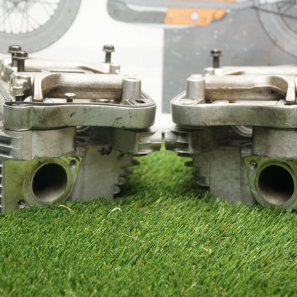 Harley Evolution Sportster Cylinder Heads Rockers Valves 17579-95 Parts Core