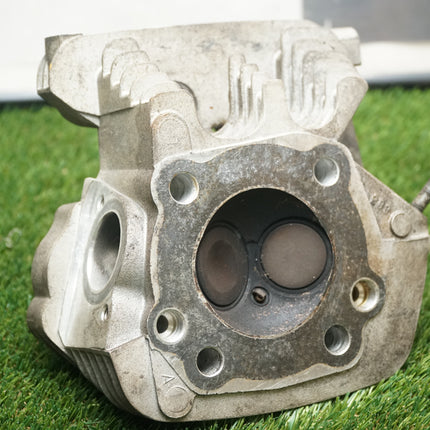 Harley Sportster 883 Front Cylinder Head Core 16663-86B Used OEM Valvetrain