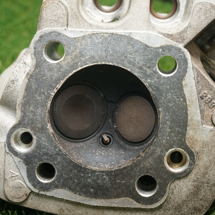 Harley Sportster 883 Front Cylinder Head Core 16663-86B Used OEM Valvetrain