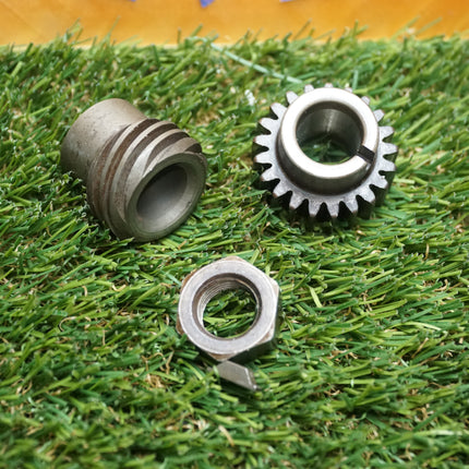 Harley Big Twin 4-Speed Mainshaft Starter Clutch Gear Mechanical Hardware Lot