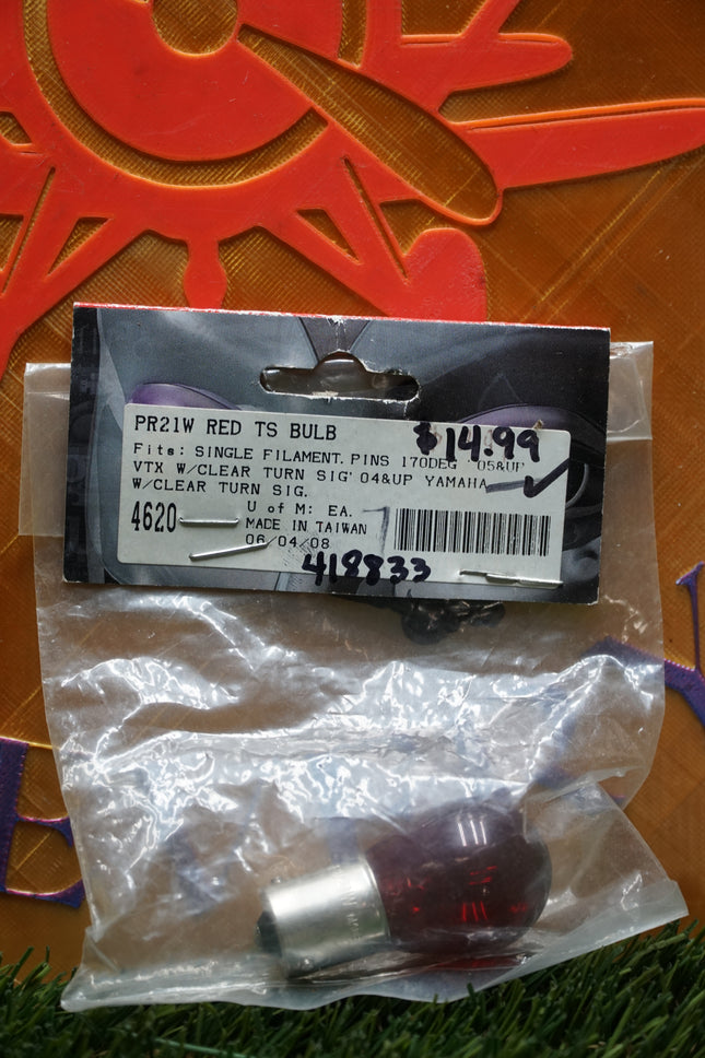 Kuryakyn 4620 Red PR21W Turn Signal Bulb Honda VTX Yamaha Road Star 418833