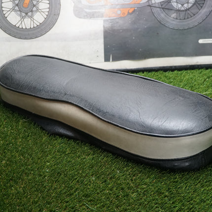 Jawa 50 Seat Assembly Typ 550 555 05 Typ 20 Typ 21 Typ 23 Mustang NOS