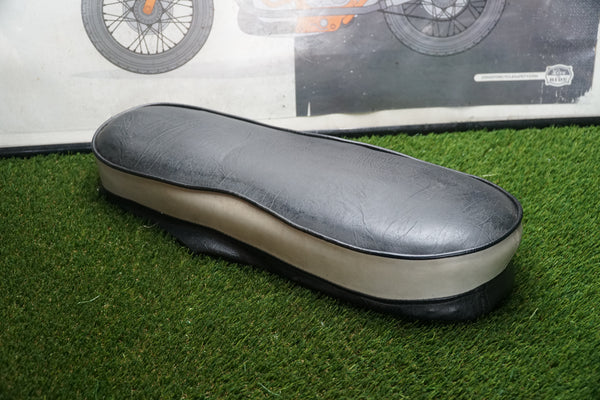 Jawa 50 Seat Assembly Typ 550 555 05 Typ 20 Typ 21 Typ 23 Mustang NOS