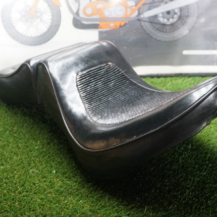 1984 1985 Harley-Davidson Seat 52501-84 - FXS FXST Softail Standard Sturgis EUC