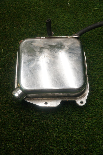 Harley Sportster Ironhead XLCH OEM Chrome Lunchbox Oil Tank 1970-1978 photo 4