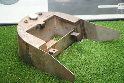 Harley Sportster Rigid Frame Custom Winged Wraparound Oil Tank Restoration Core photo 3