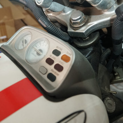 Genuine Yamaha VMAX 1200 Tachometer & Temperature Gauge 1991–2007