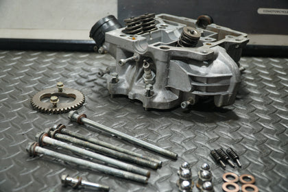 1985–1986 Honda Shadow VT1100 OEM Rear Cylinder Head w/ Cam Gear & Bolts photo 6