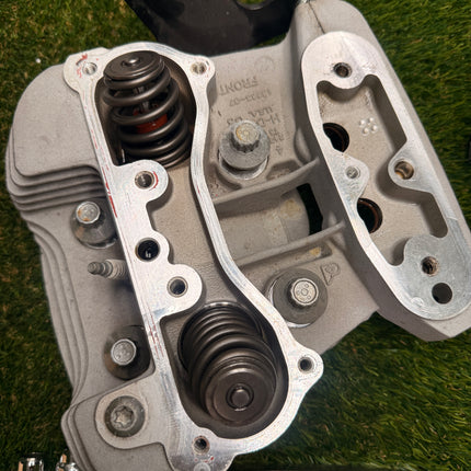 Harley Sportster 1200 Complete Top End Kit Cylinders Polished Valve Covers
