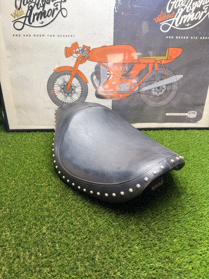 Honda Shadow Spirit 750 OEM Studded Driver Front Solo Seat MZ5-00 31407C NOS photo 3