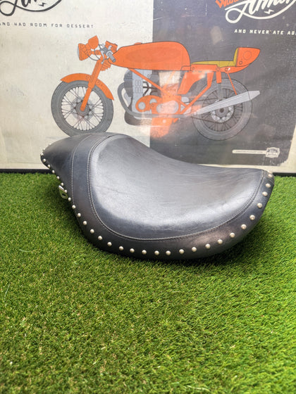 Honda Shadow Spirit 750 OEM Studded Driver Front Solo Seat MZ5-00 31407C NOS photo 2