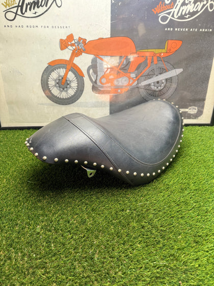 Honda Shadow Spirit 750 OEM Studded Driver Front Solo Seat MZ5-00 31407C NOS photo 1