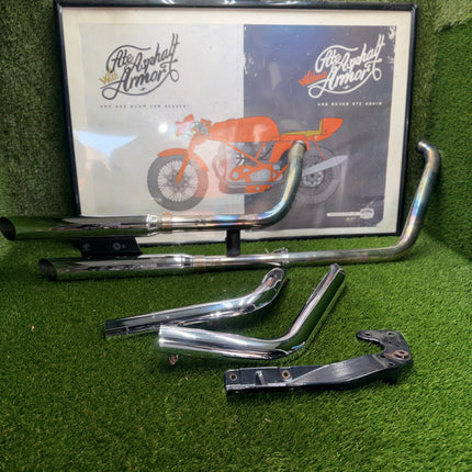 Harley Softail Deluxe FLSTN Python Staggered Exhaust 2010