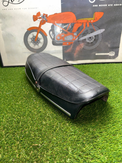 Honda CL175 Scrambler OEM Complete Two-Up Seat Cushion Hinge Strap 1968-1973 photo 6