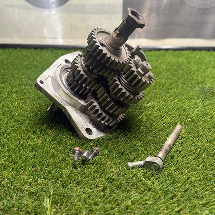 Harley Ironhead Sportster 4 Speed Transmission Mainshaft Trapdoor Parts Core