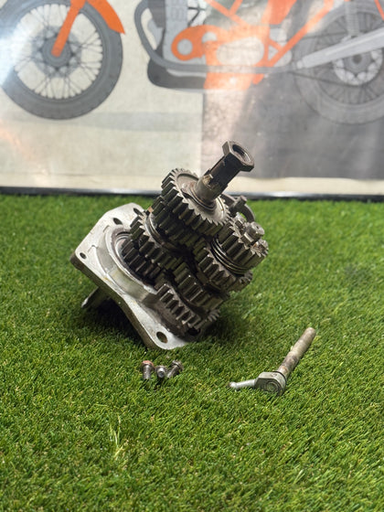 Harley Ironhead Sportster 4 Speed Transmission Mainshaft Trapdoor Parts Core photo 12