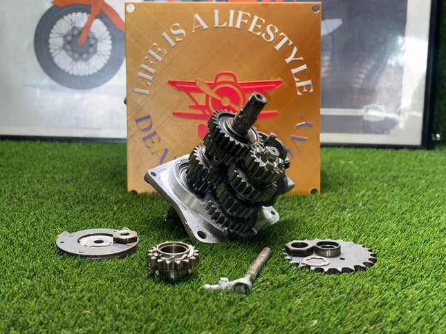 Harley Ironhead Sportster XLH 1000 XLCH1000 Transmission Gears